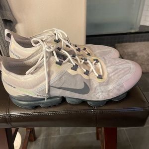 Nike Vapor Max in good condition